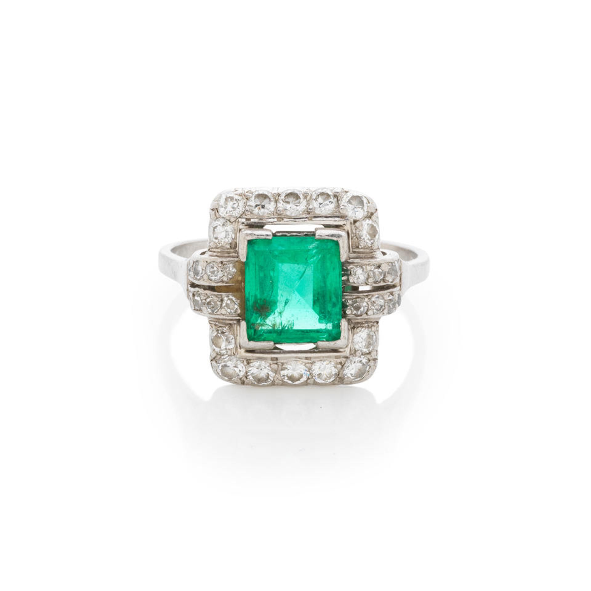 Bague Or 750/000 (18K) Avec émeraude Et Oxydes - Poids 4.18g - Poinçon Tête D'aigle - Occasion