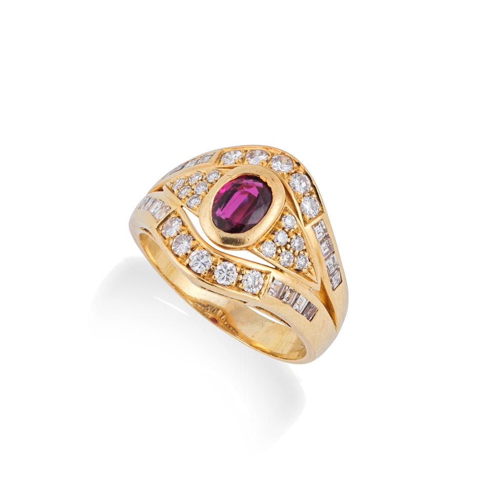 RUBY AND DIAMOND RING BAGUE RUBIS ET DIAMANTs