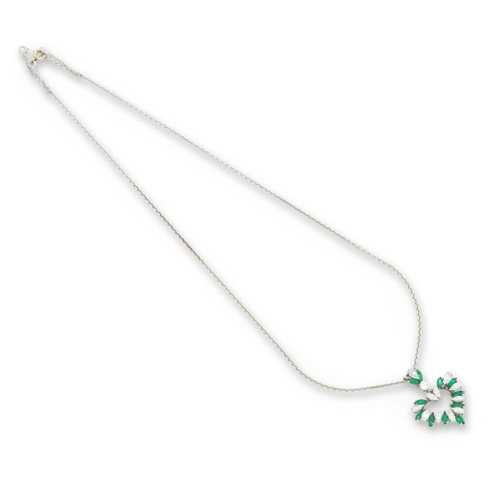 EMERALD AND DIAMOND NECKLACE COLLIER EMERAUDES ET DIAMANTS