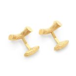 PAIR OF GOLD CUFFLINKS PAIRE DE BOUTONS DE MANCHETTE OR