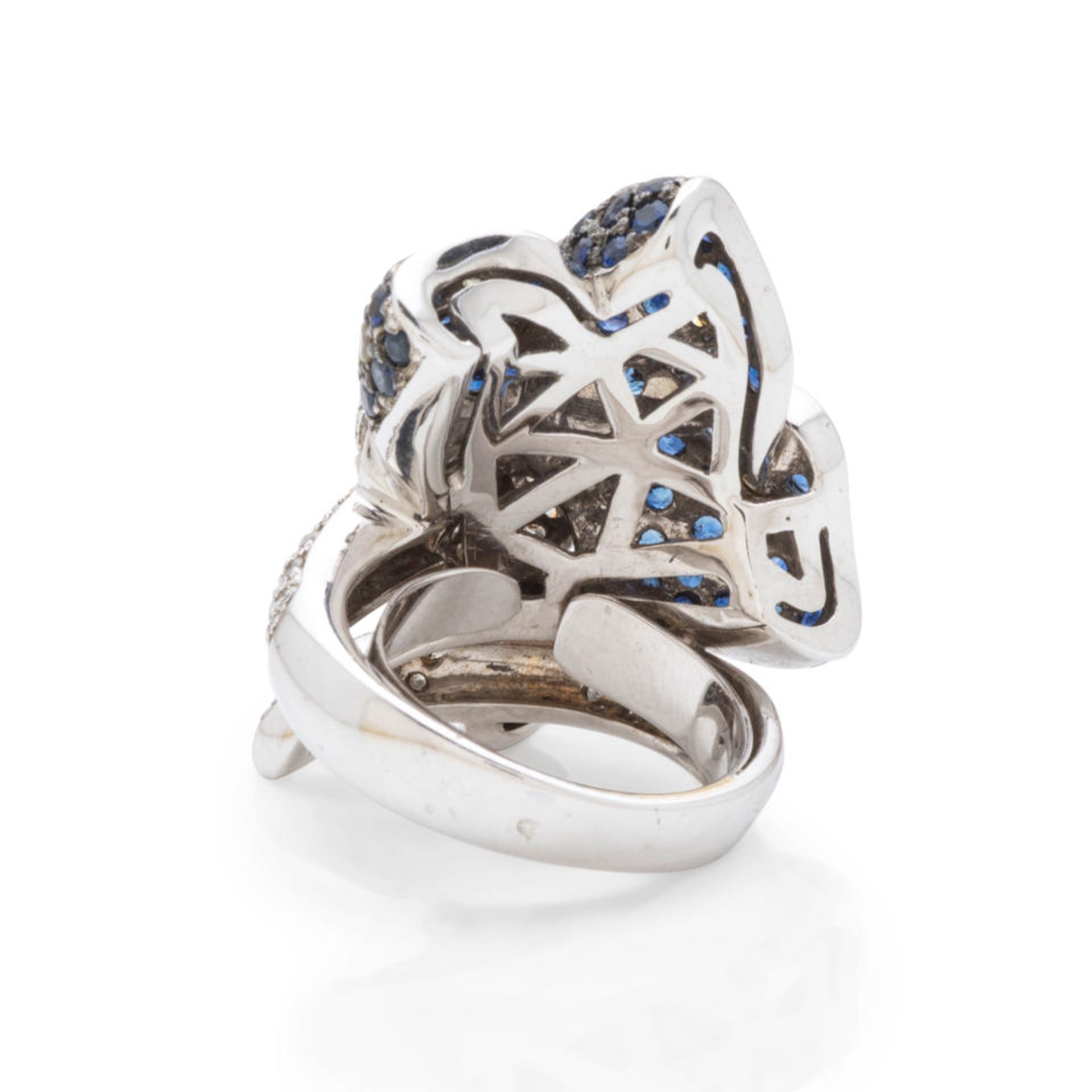 SAPPHIRE AND DIAMOND RING BAGUE SAPHIRS ET DIAMANTS - Image 2 of 3