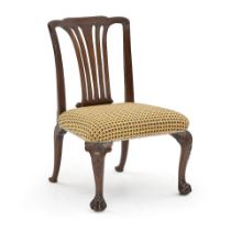 A GEORGE II MAHOGANY SIDE CHAIR,