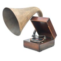 An EMG horn gramophone