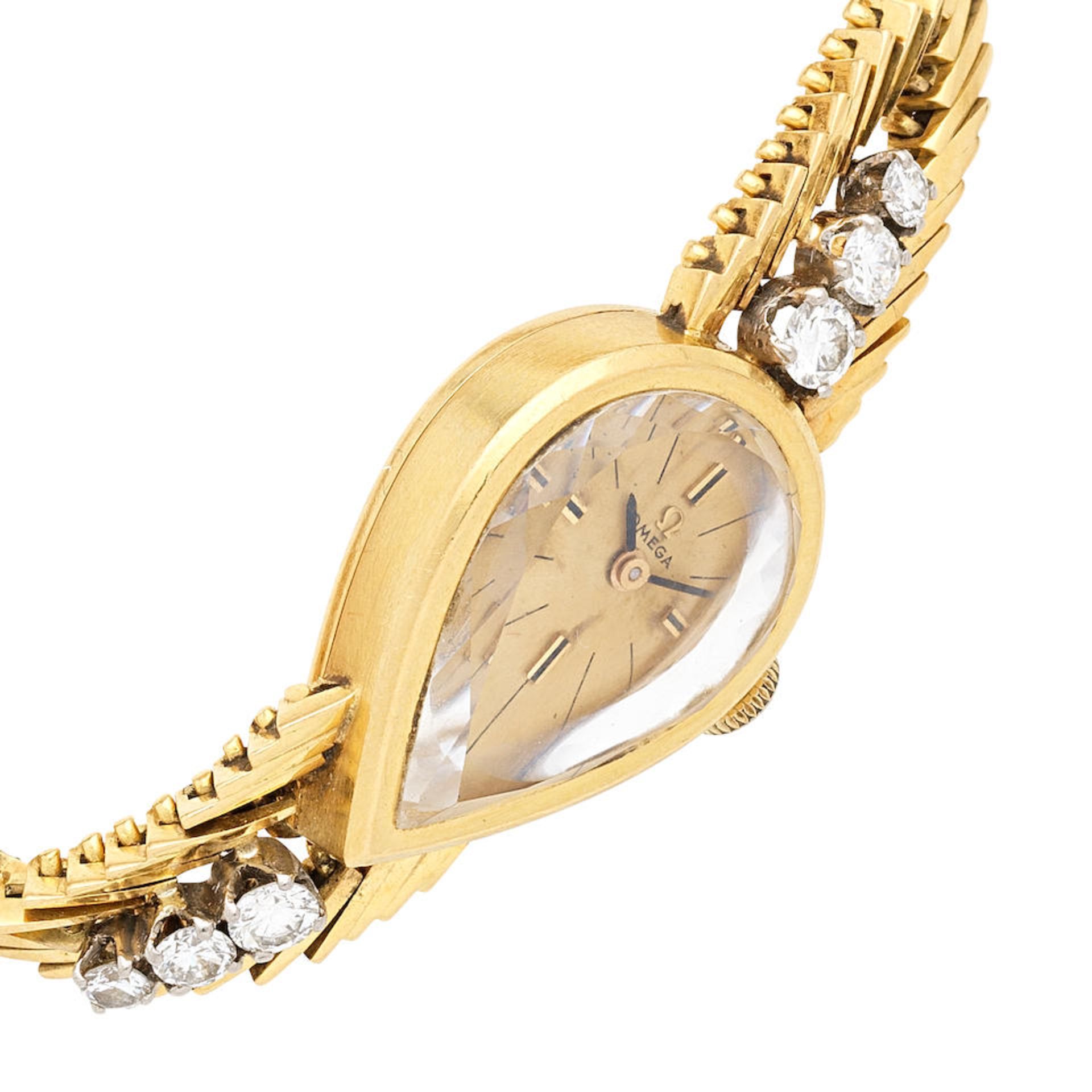 Omega. A lady's 18K gold and diamond set manual wind oval bracelet watch Import mark for London ... - Image 4 of 5