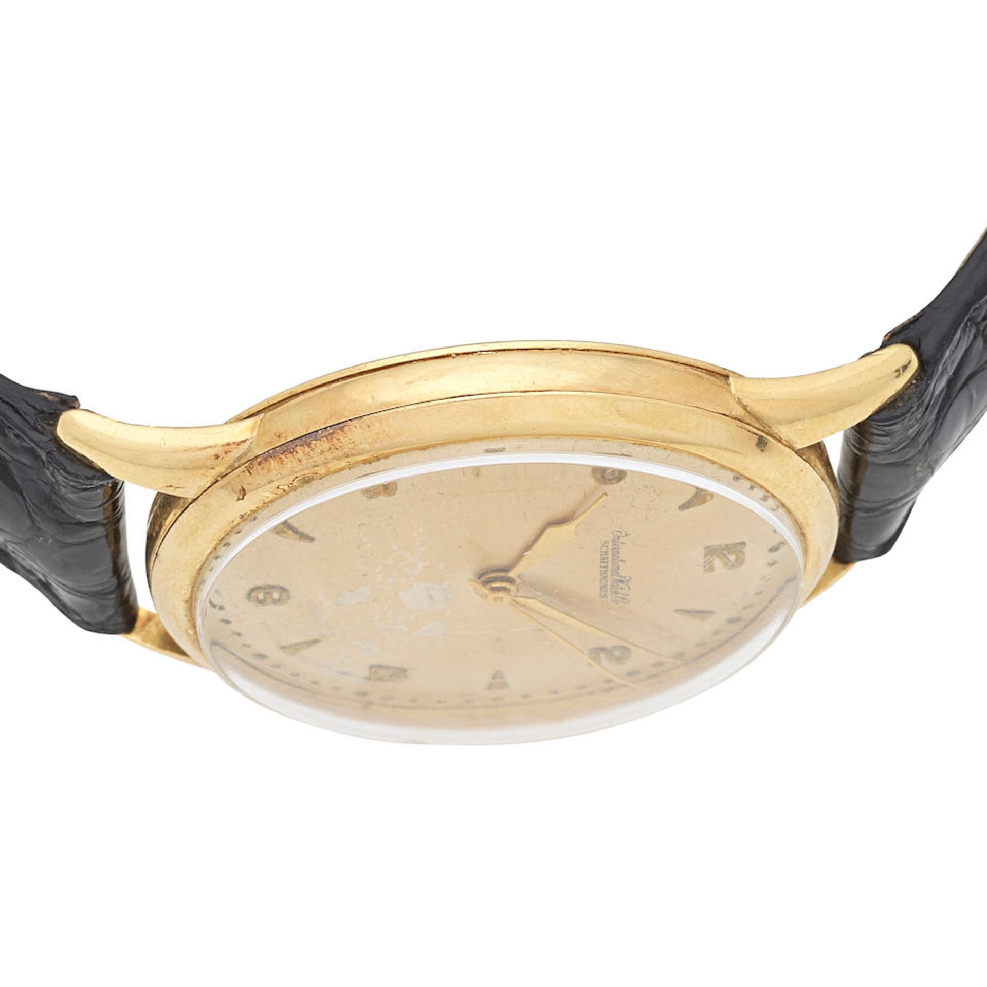 International Watch Company, Schaffhausen. An 18K gold manual wind wristwatch Circa 1946 - Bild 2 aus 3