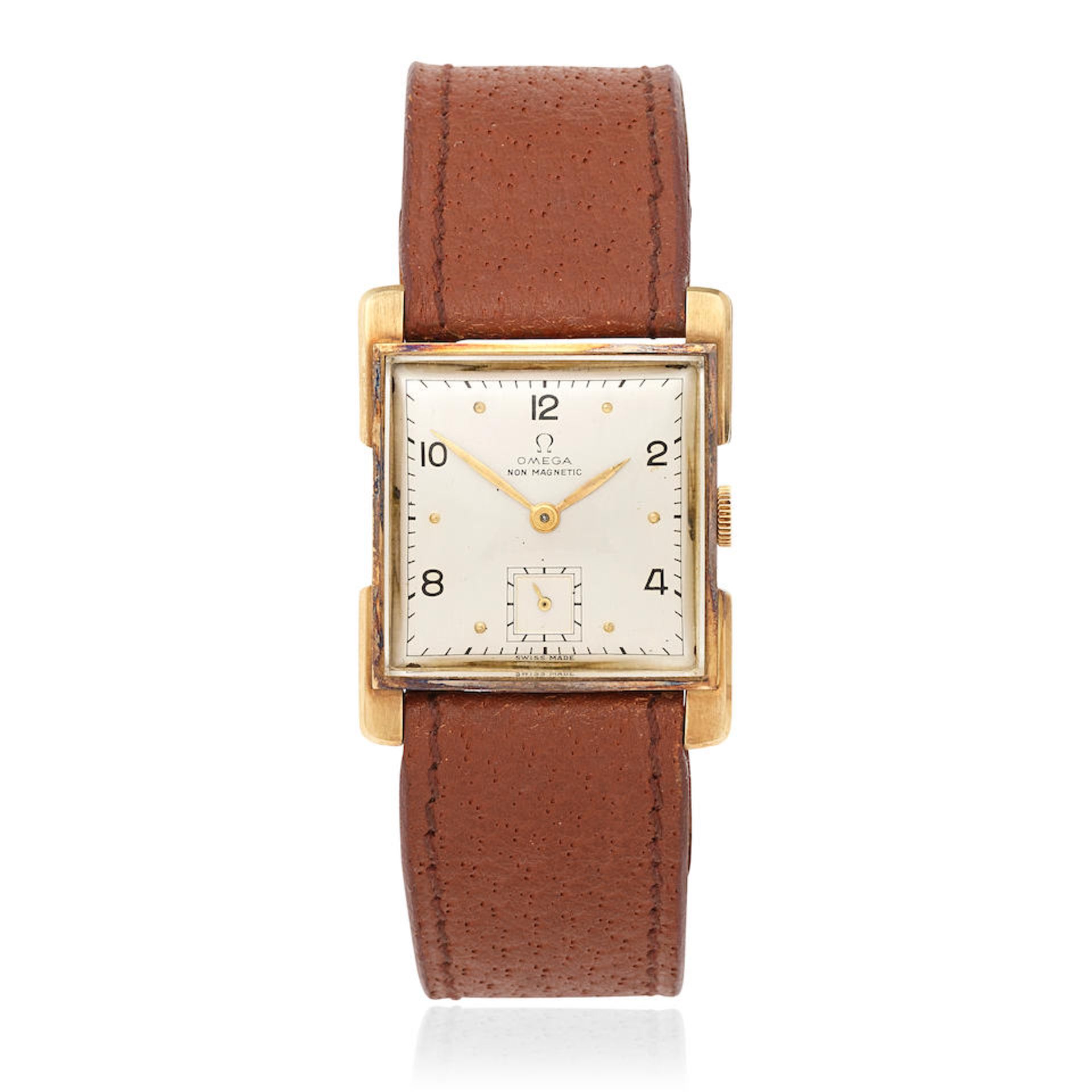 Omega. A 14K gold manual wind wristwatch Circa 1944