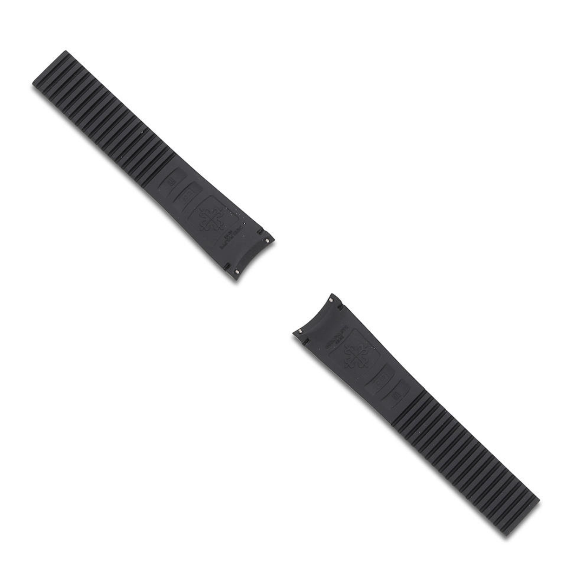 Patek Philippe. A black rubber strap for reference 5167 Aquanaut Circa 2019 - Bild 2 aus 2