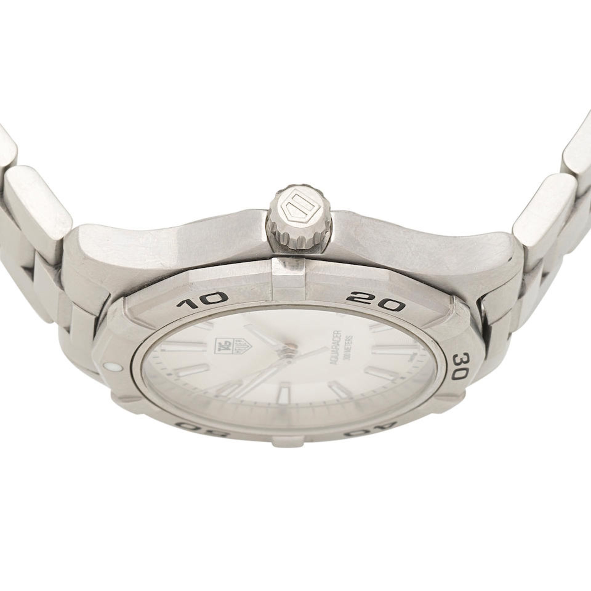 TAG Heuer. A stainless steel quartz calendar bracelet watch Aquaracer, Ref: WAP1111, Circa 2010 - Image 3 of 4