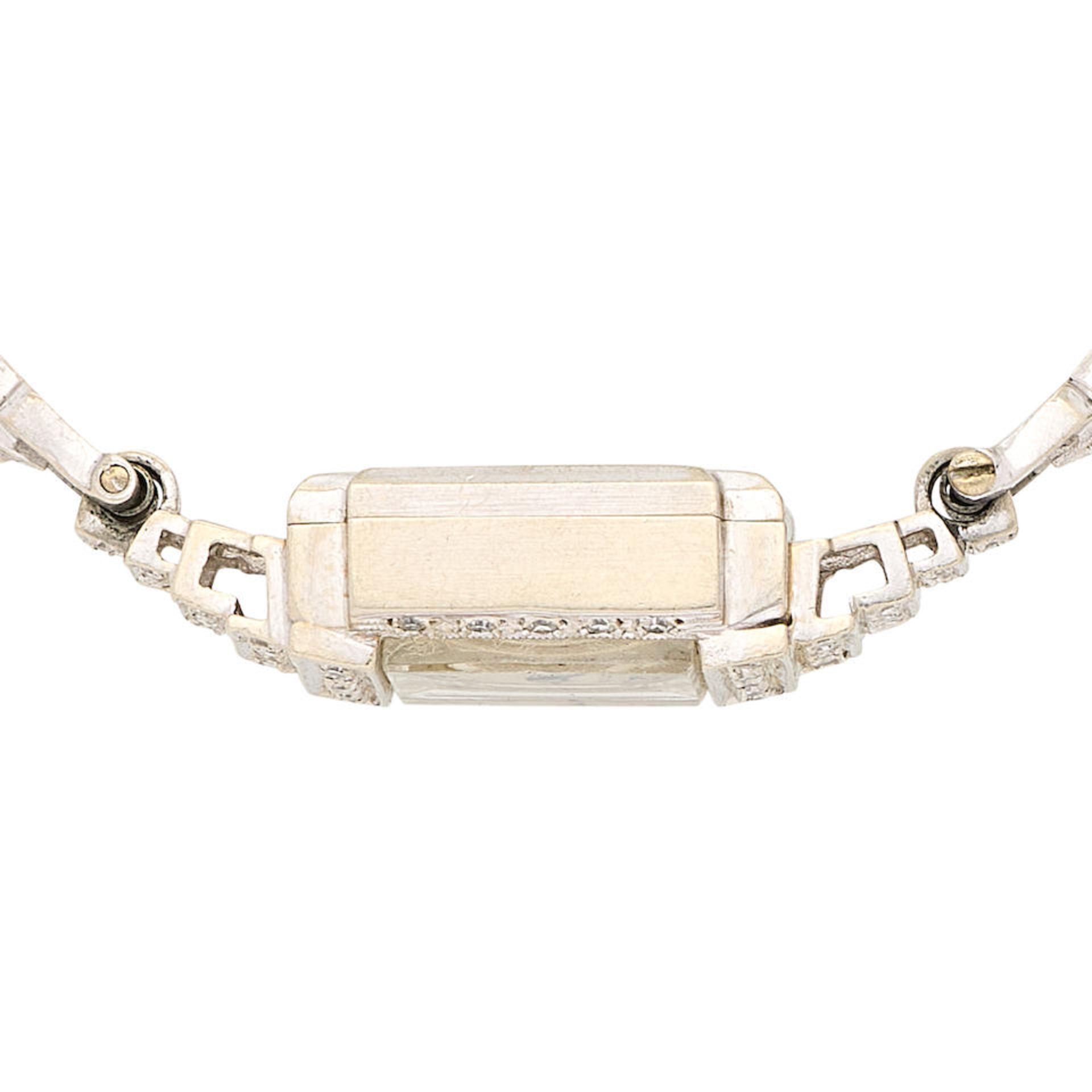 Hamilton. A lady's 14K white gold diamond set manual wind bracelet watch Circa 1950 - Bild 3 aus 7