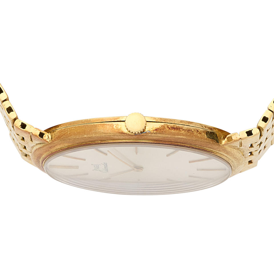 Piaget. An 18K gold automatic bracelet watch Ref: 12603, Circa 1990 - Image 2 of 3