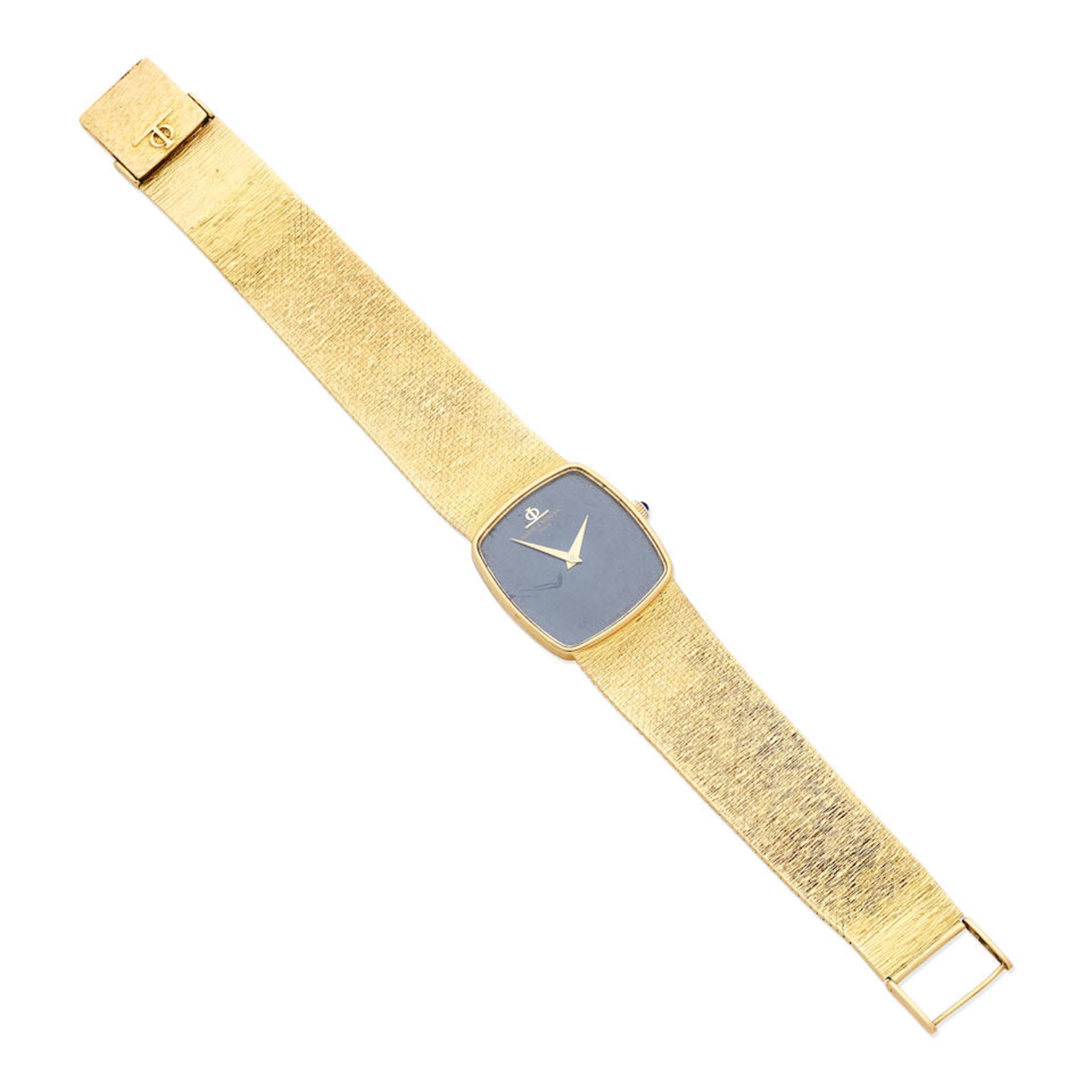 Baume & Mercier. An 18K gold manual wind bracelet watch Circa 1980 - Image 5 of 5