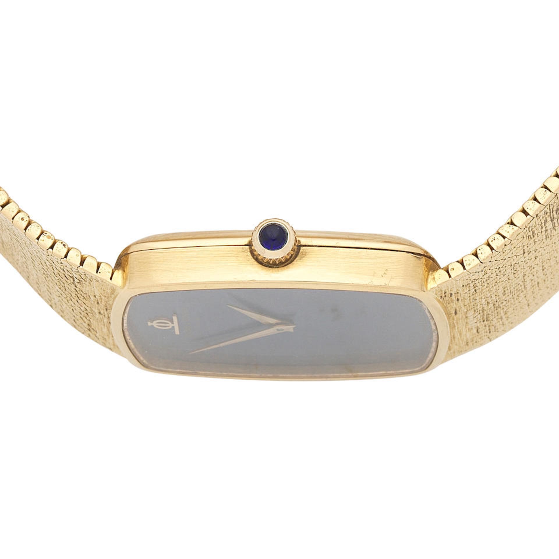 Baume & Mercier. An 18K gold manual wind bracelet watch Circa 1980 - Image 3 of 5