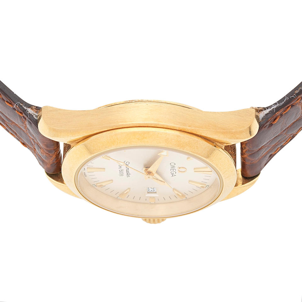 Omega. A lady's 18K gold quartz calendar wristwatch Seamaster Aqua Terra, Ref: 26773037, Purch... - Image 2 of 5