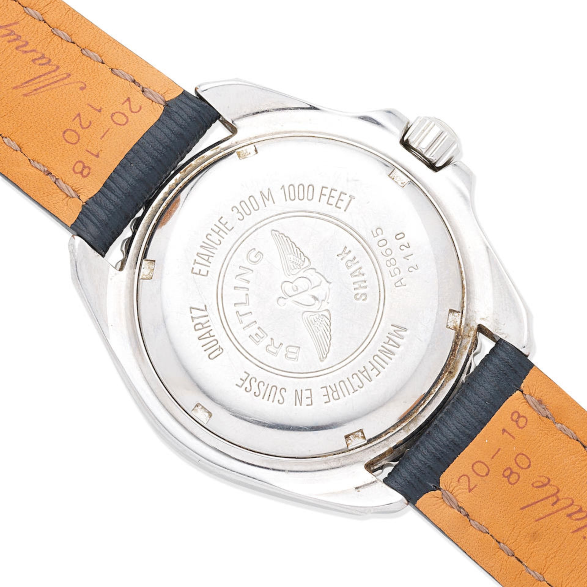 Breitling. A stainless steel quartz calendar wristwatch Shark Copa del Rey Agua Brava, Ref: A58... - Bild 2 aus 4