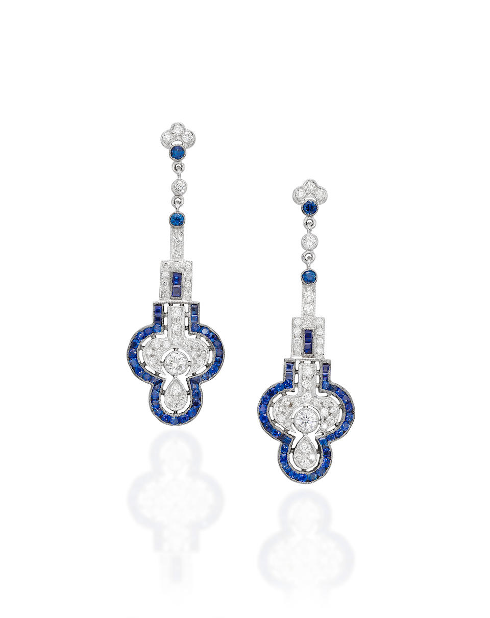 PAIR OF SAPPHIRE AND DIAMOND PENDENT EARRINGS