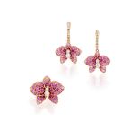 GEM-SET AND DIAMOND 'ORCHID' RING, AND PAIR OF PENDENT EARRING SET (2)
