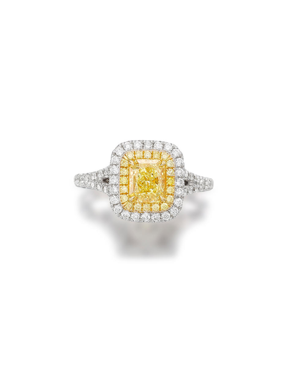 FANCY YELLOW DIAMOND, COLOURED DIAMOND AND DIAMOND RING