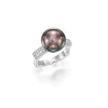 BLACK CULTURED PEARL AND DIAMOND RING