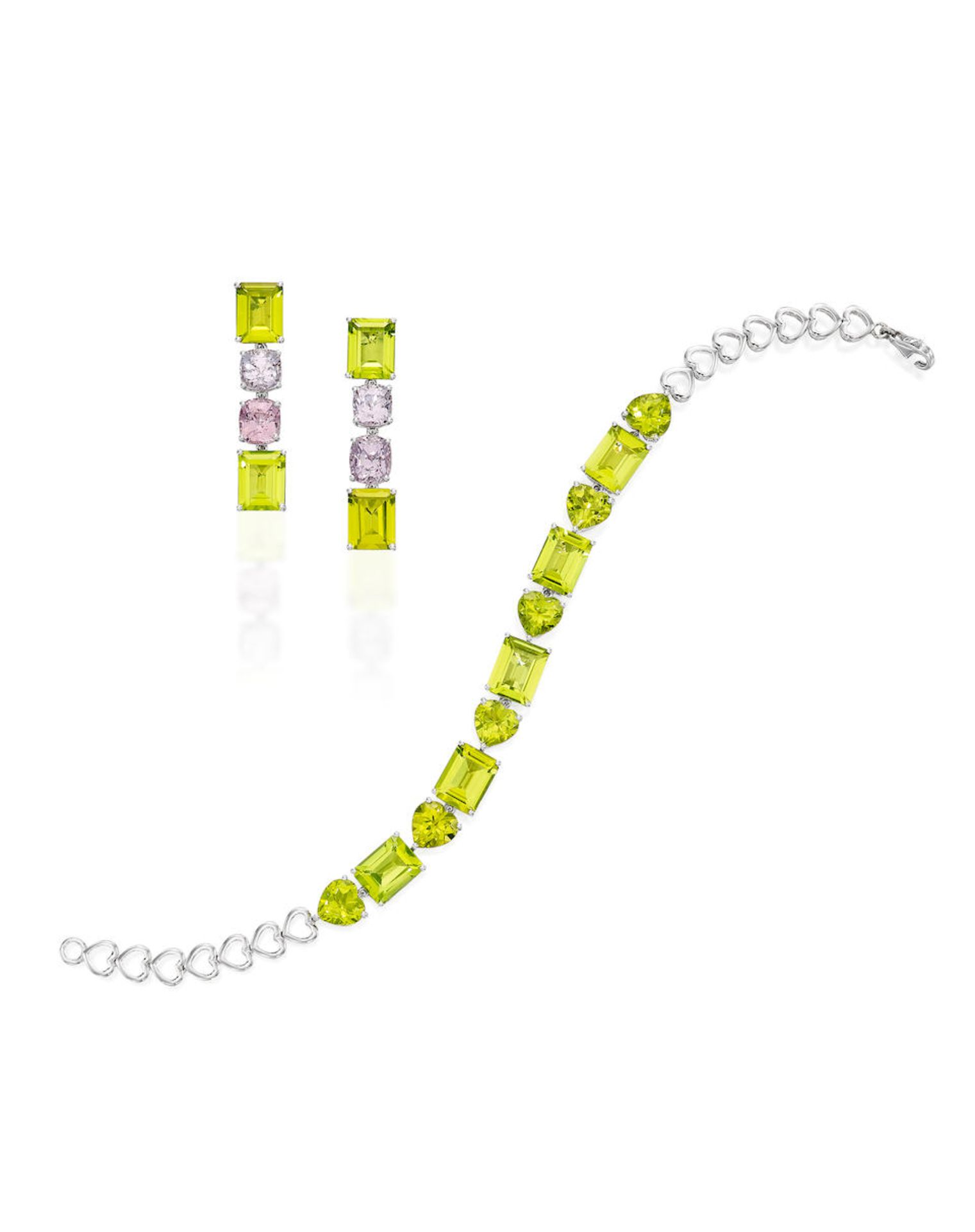 PERIDOT BRACELET, AND PAIR OF PERIDOT AND MULTI-COLOURED SPINEL PENDENT EARRINGS (2)