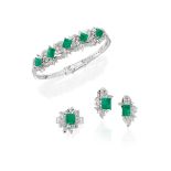 EMERALD AND DIAMOND BRACELET, EARCLIPS AND RING SUITE (3)