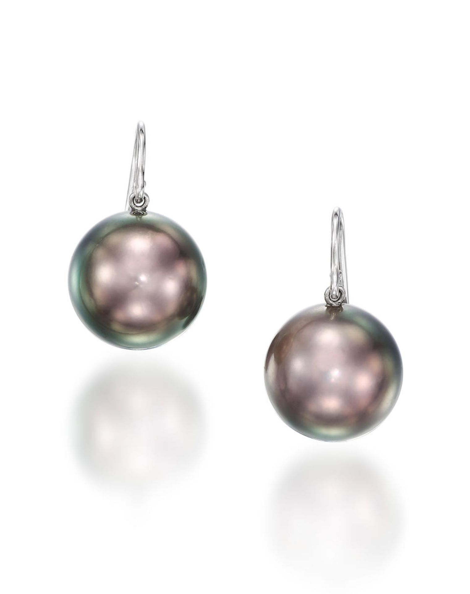 PAIR OF GRAY CULTURED PEARL PENDENT EARRINGS