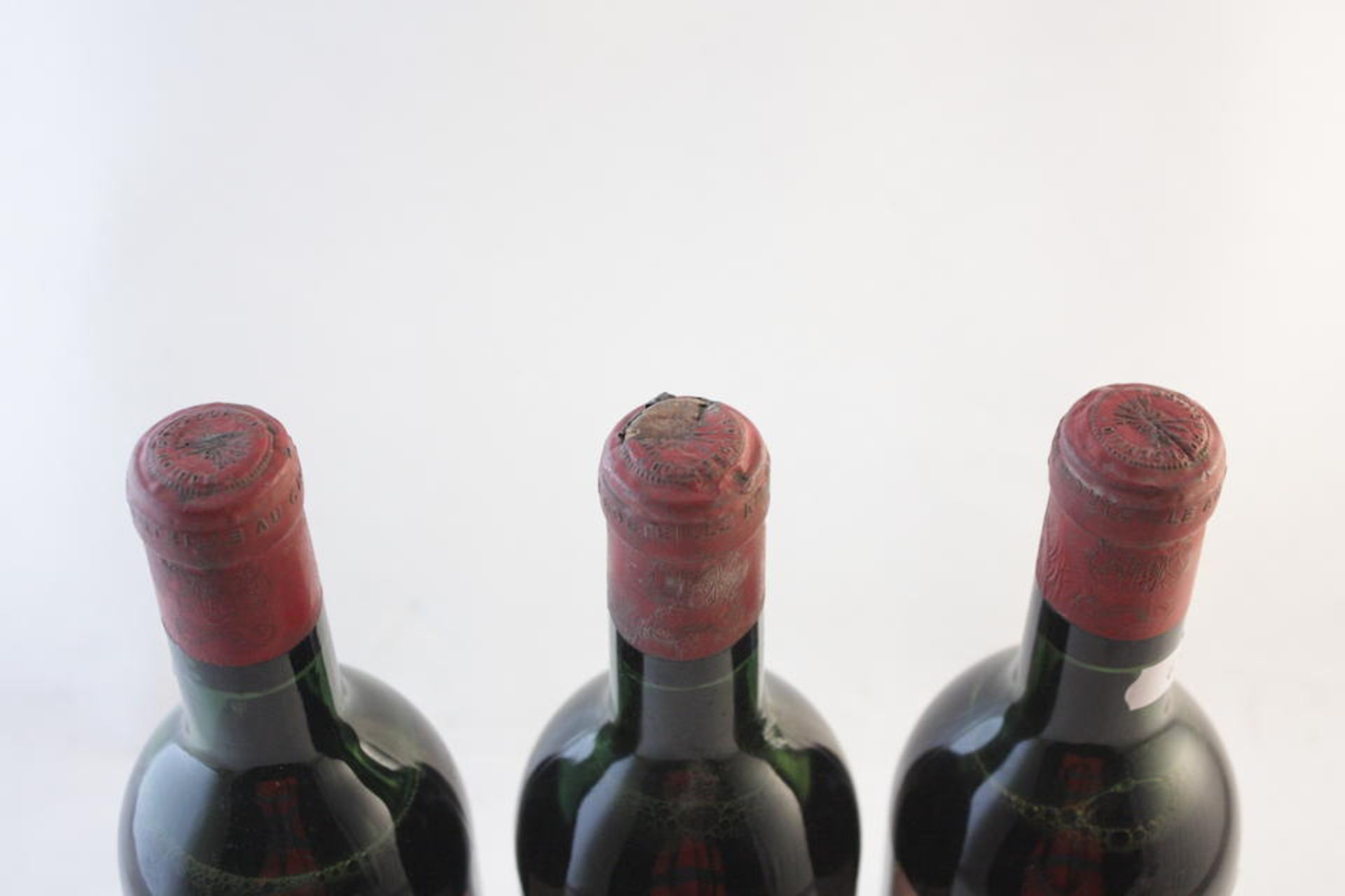 Château Mouton Rothschild 1957, Pauillac 1er Grand Cru Classé (3) - Bild 2 aus 2