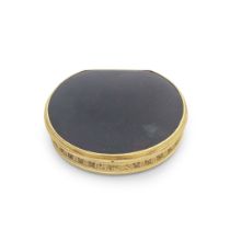 A Continental gold and hardstone mounted snuff box unmarked, 19th century