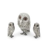 A novelty silver owl cruet set R Comyns, London 1958 (3)