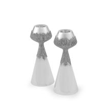 GEORGE GRANT MCDONALD: a pair of silver candlesticks London 1976 (2)