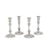 A set of four silver candlesticks Mappin & Webb, Sheffield 1967 (4)