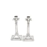 A pair of Arts and Crafts silver candlesticks Pearce & Sons, Sheffield 1906 (2)