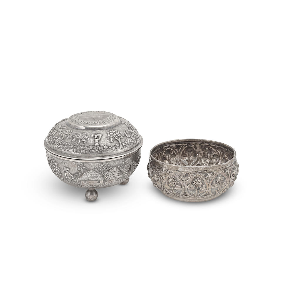 An Indian silver covered bowl Grish Chunderbutt, Bhowanipore, Calcutta, late 19th century (2)