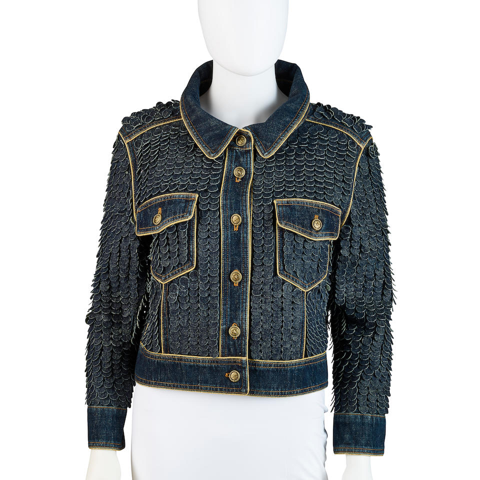 CHANEL: SCALLOPED DENIM 'PYTHON' JACKET Pre Fall 2014 | Paris-Dallas Métiers d'Art, Look 78