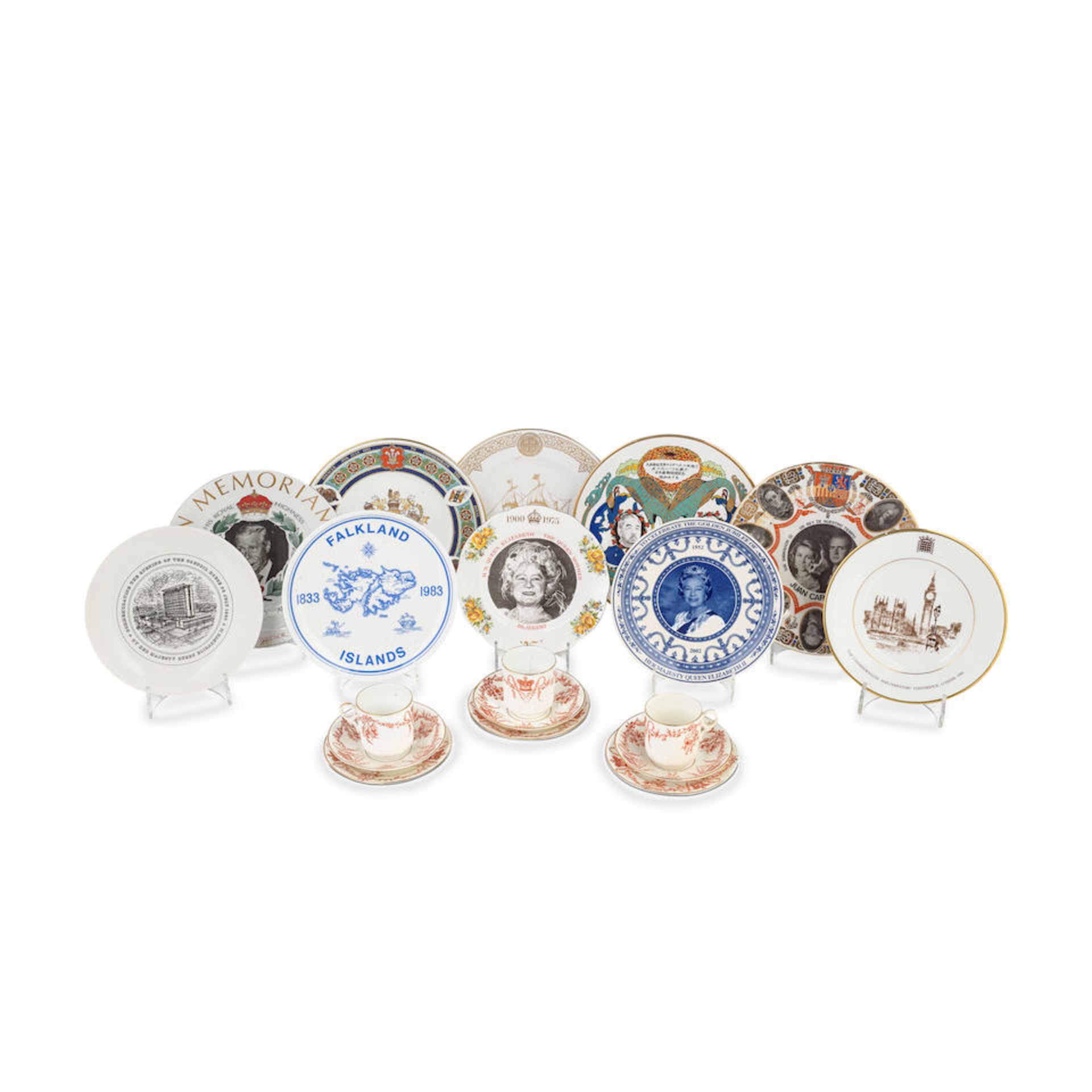 A selection of British commemorative porcelain plates Mid-20th century to early 21st century