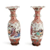 PAIR OF JAPANESE KUTANI VASES WITH RUFFLED RIMS