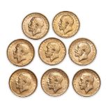 Eight George V Gold Sovereigns.