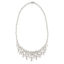 AN 18K WHITE GOLD AND DIAMOND NECKLACE