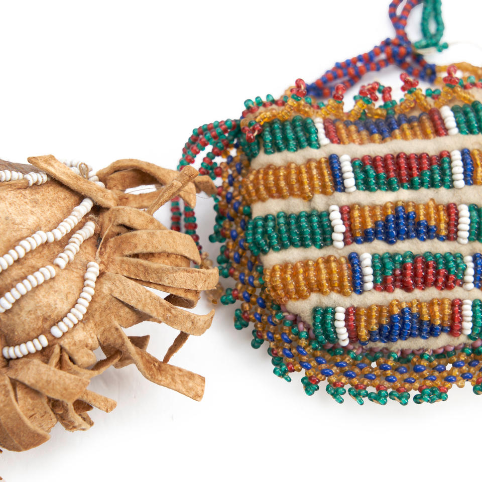 Two miniature Plains beaded hide bags 2 1/4 x 2 1/4, and 2 1/4 x 3 in. - Image 2 of 3