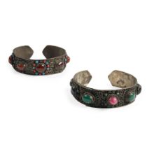 A pair of Indian armbands wd. 1, dia. 3 5/16 in.