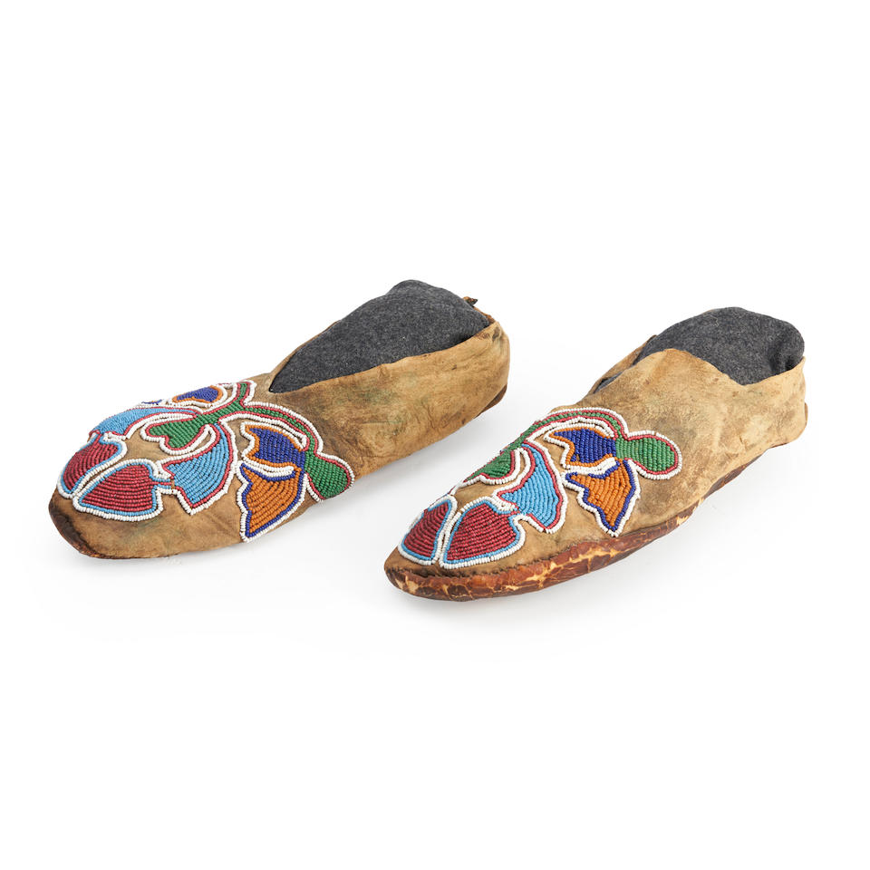 A pair of Prairie beaded moccasins lg. 10 in. - Image 4 of 4