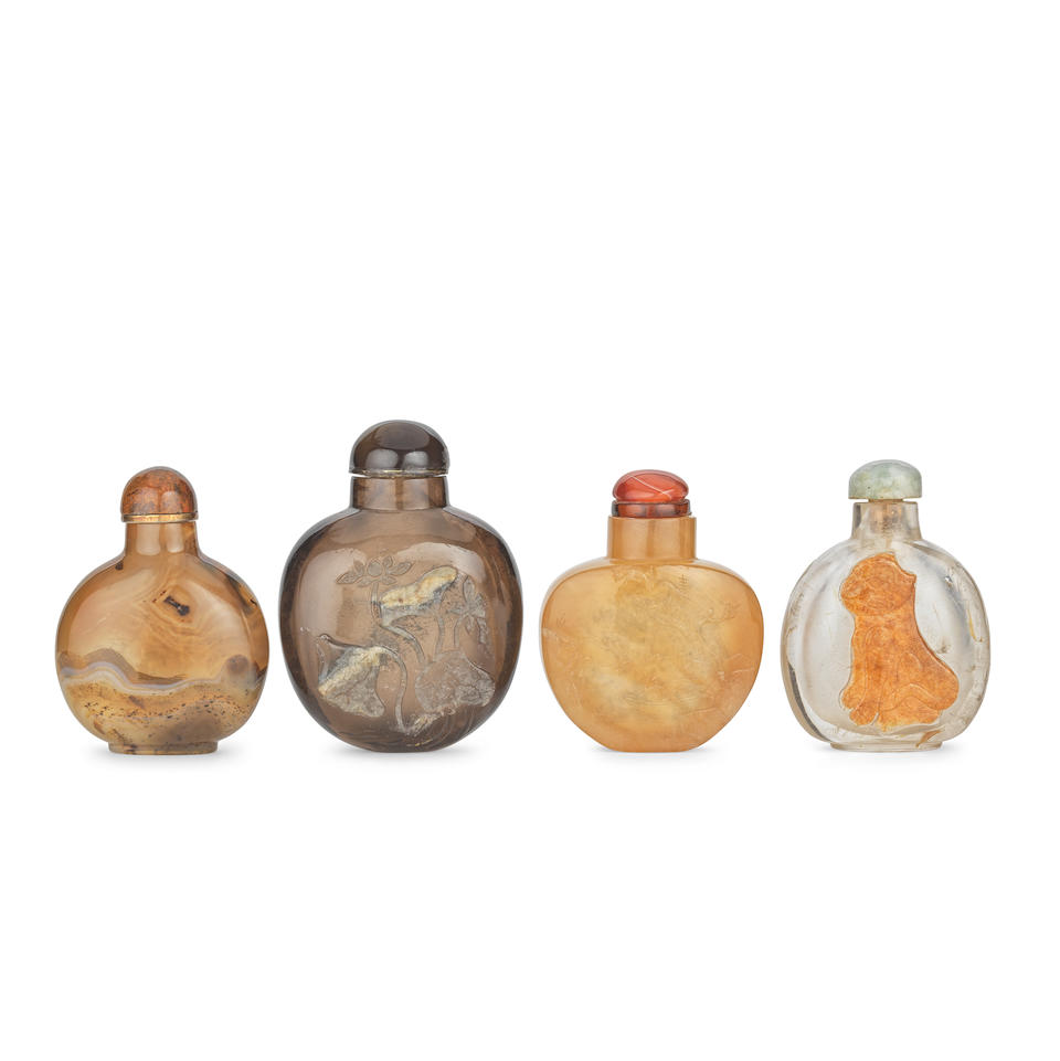 A COLLECTION OF FOUR CRYSTAL, AGATE AND QUARTZ SNUFF BOTTLES 19th century (8)