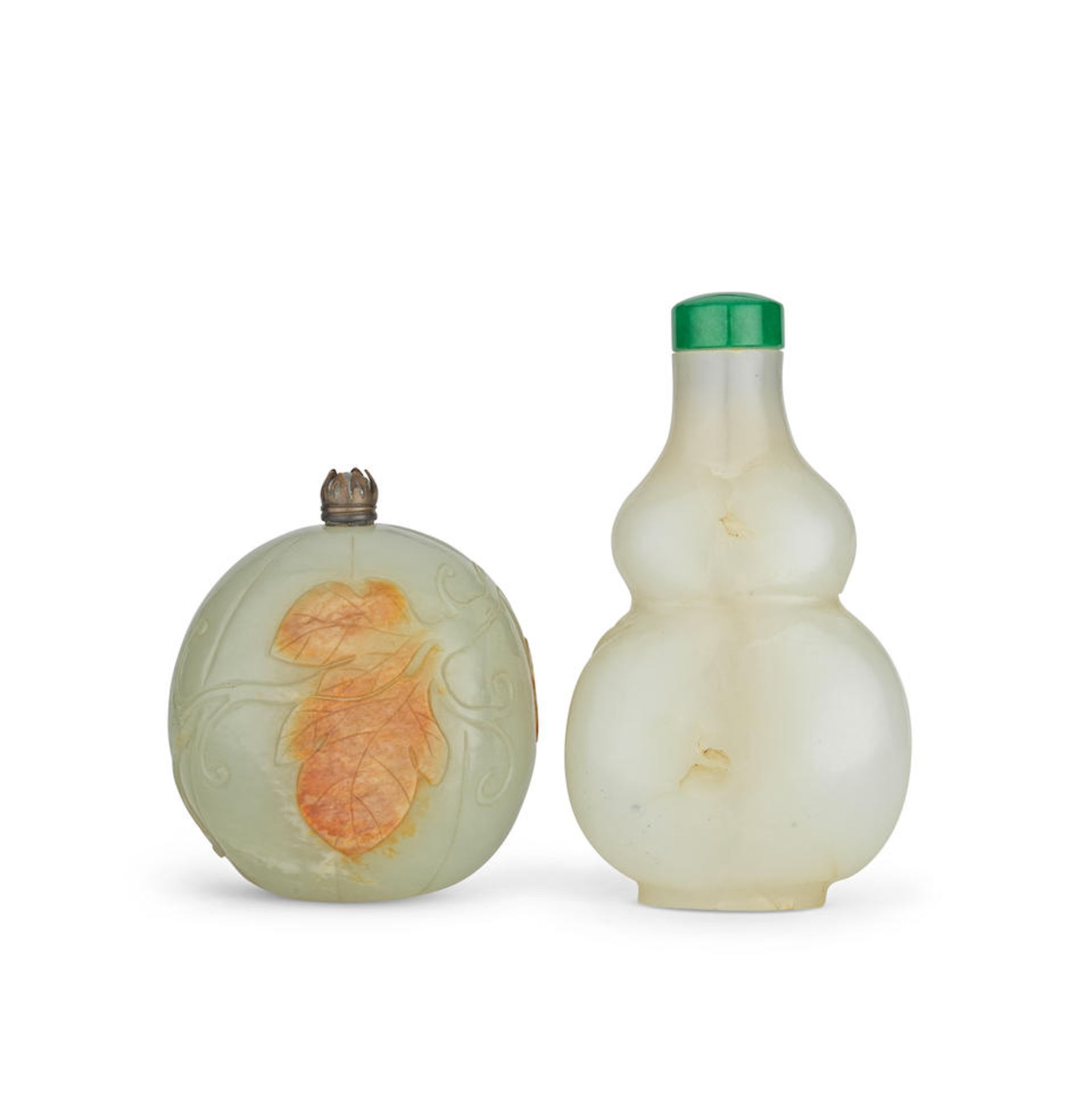 A WHITE JADE SNUFF BOTTLE AND A CELADON JADE BOTTLE Qing Dynasty (4)