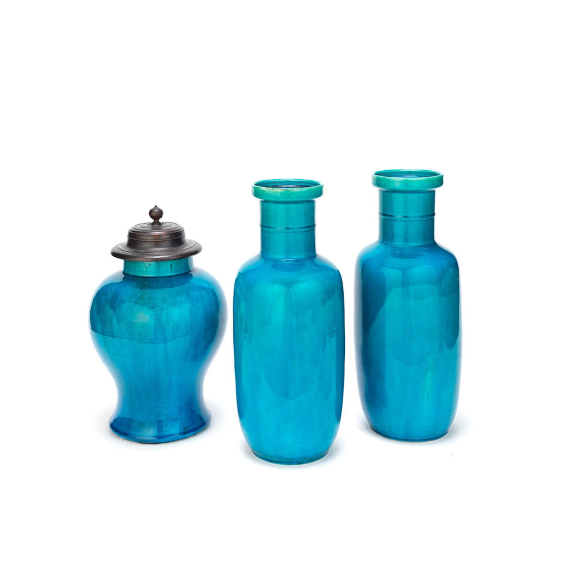 A PAIR OF TURQUOISE GROUND VASES AND A JAR Kangxi (4)