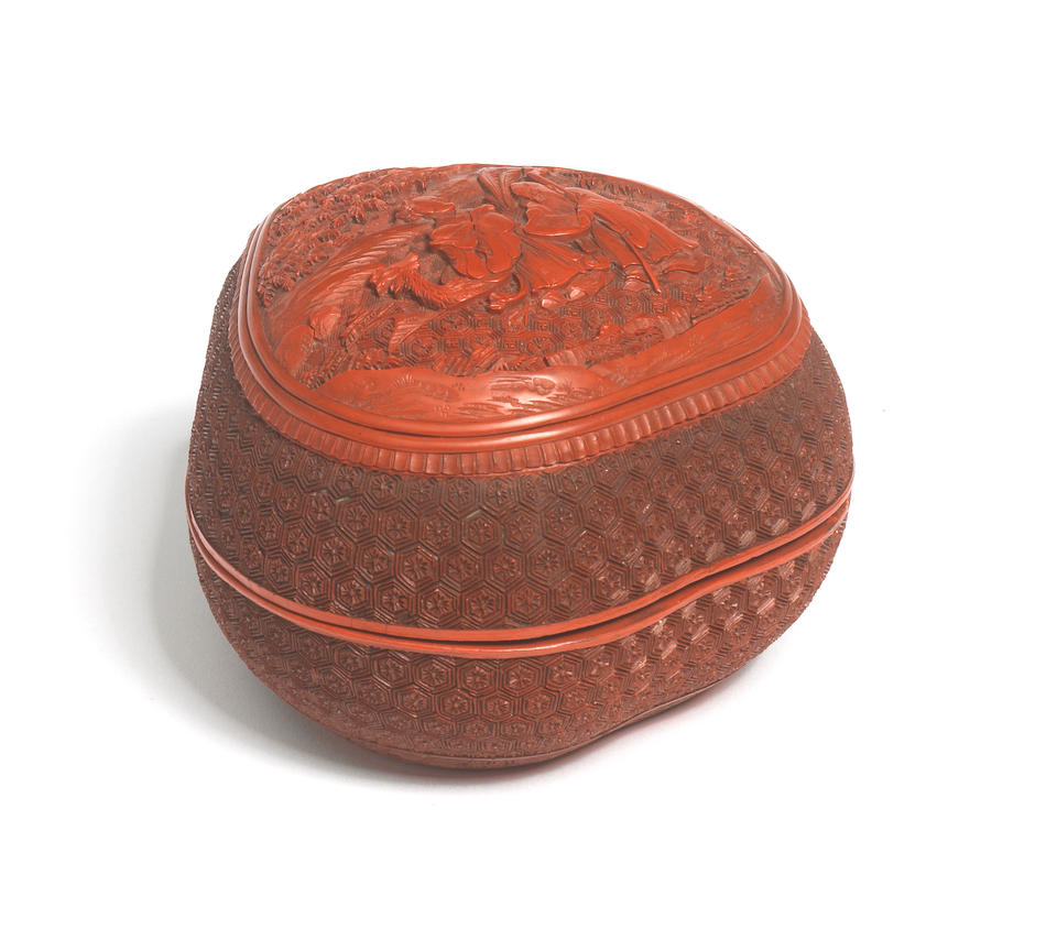 A CINNABAR LACQUER CARVED PEACH-SHAPED BOX AND COVER Qianlong (2)