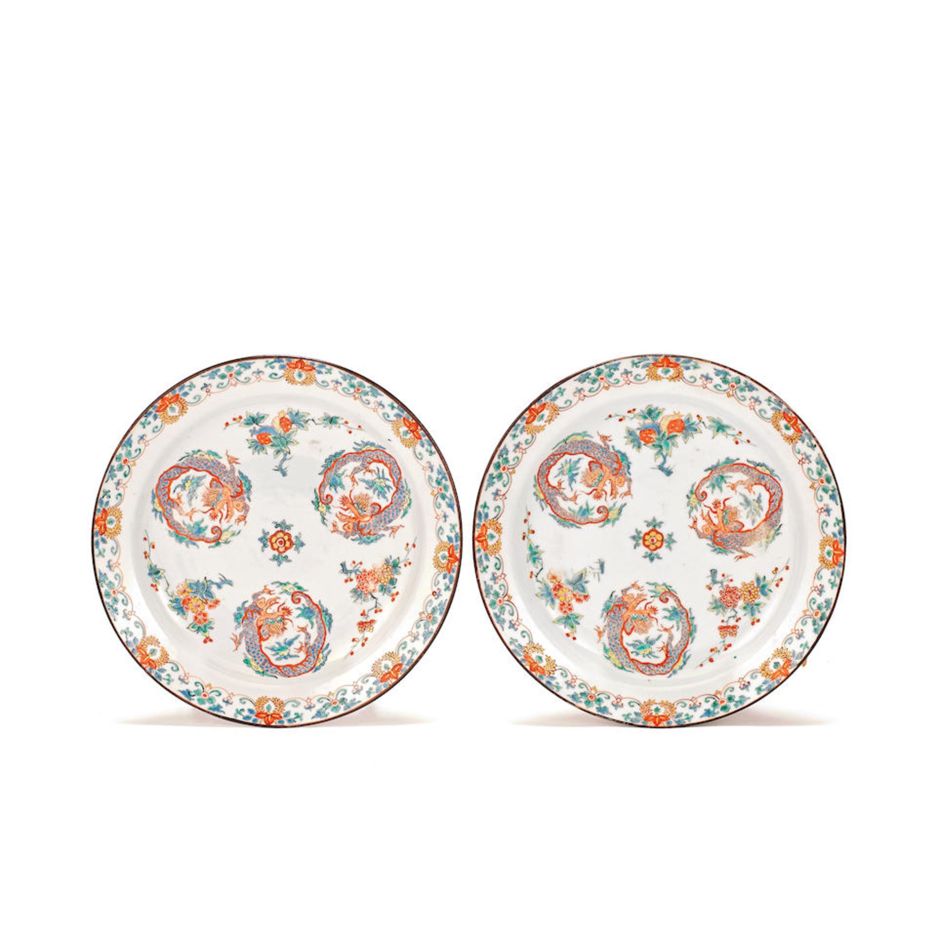 A PAIR OF DUTCH-DECORATED KAKIEMON-STYLE DISHES 18th century (2)