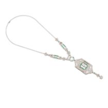 EMERALD AND DIAMOND NECKLACE COLLIER EMERAUDES ET DIAMANTS