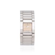 Baume & Mercier. A lady's stainless steel quartz bracelet watch Baume & Mercier. Montre bracelet...