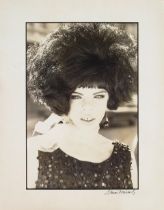 A STEVEN MEISEL SIGNED PHOTOGRAPH, FROM THE ANNIE FLANDERS COLLECTION. MEISEL, STEVEN. Gelatin s...