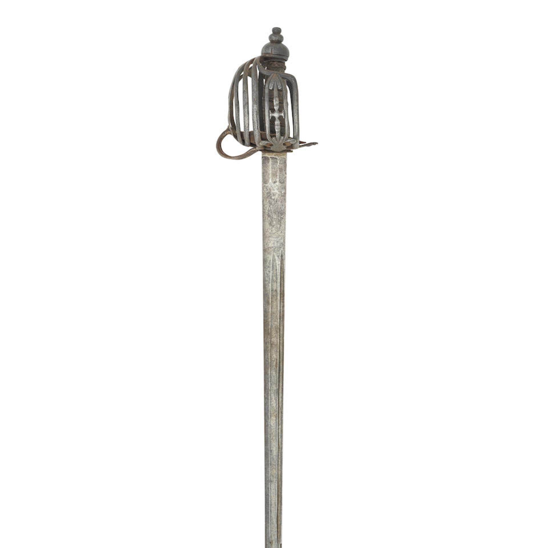 A Rare Officer's Basket-Hilted Backsword - Bild 3 aus 3