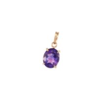 A 14K GOLD AND AMETHYST PENDANT